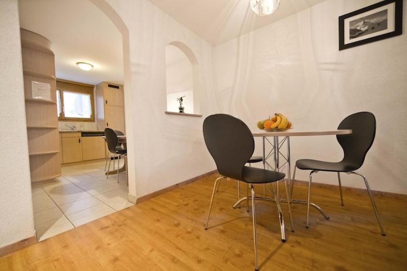 Haus Perelia C Apartman Zermatt Szoba fotó