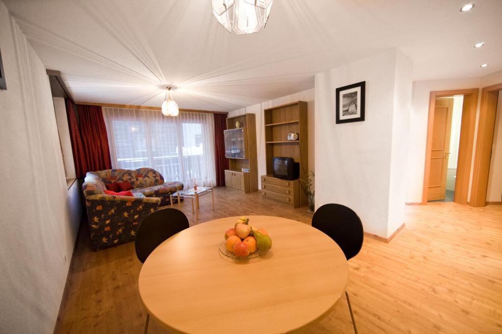 Haus Perelia C Apartman Zermatt Szoba fotó